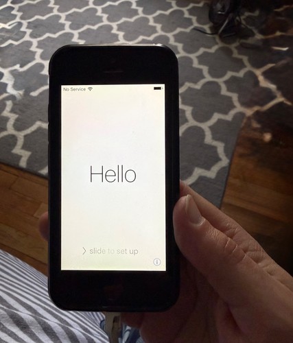Iphone silver with - 5s,